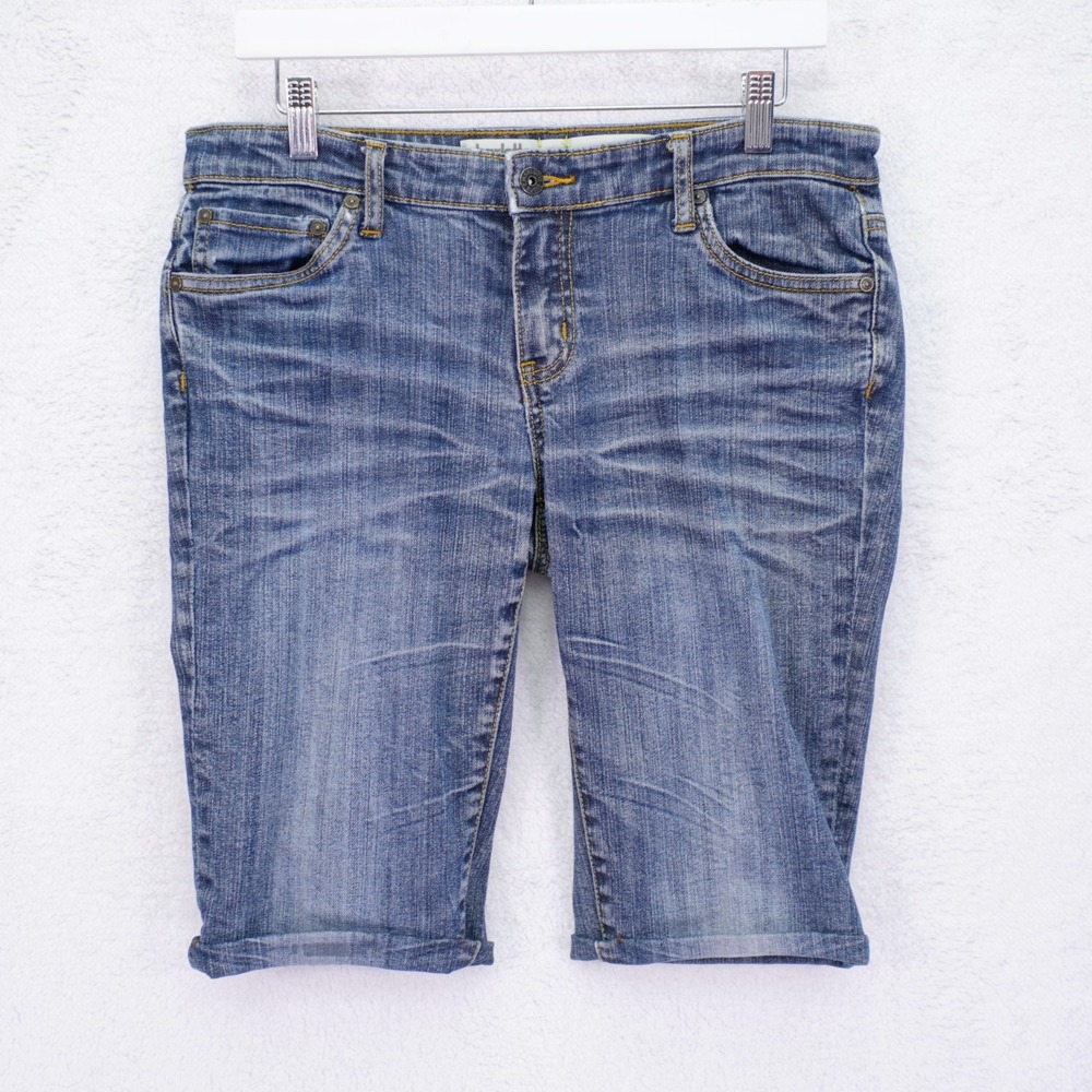 Charlotte Russe Everyday Skinny Blue Denim Shorts‎ -10S- 32 / 12.5 Low Rise